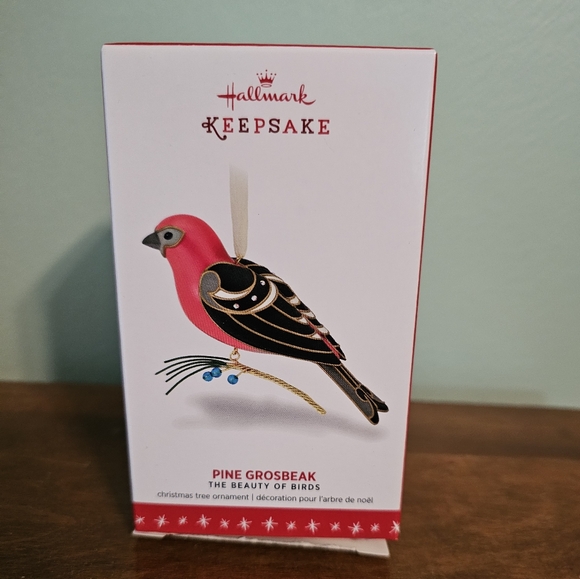 Hallmark Pine Grosbeak - Picture 1 of 2